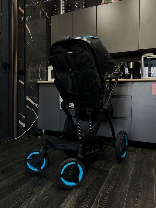 Продам детскую коляску