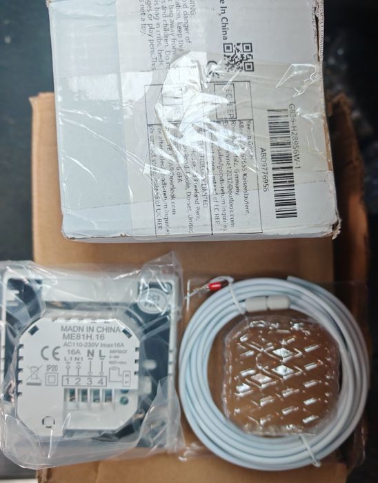 Стаен термостат ME81H16A терморегулатори програмируеми