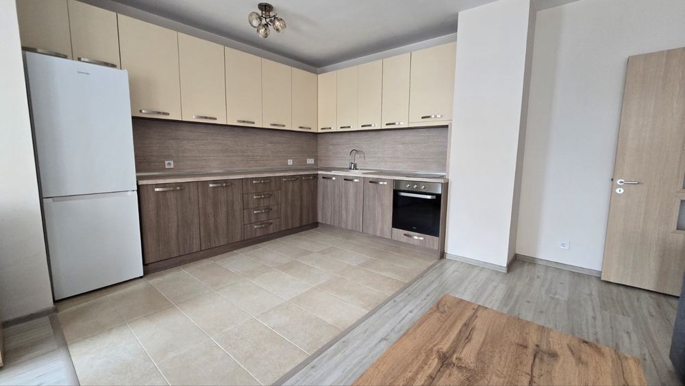 Дава се под наем Двустаен апартамент в София, Кръстова вада - 75 кв.м за 800 € - Снимка #2