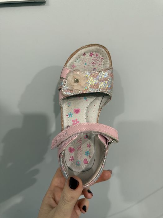 Сандалии детские 30 размер