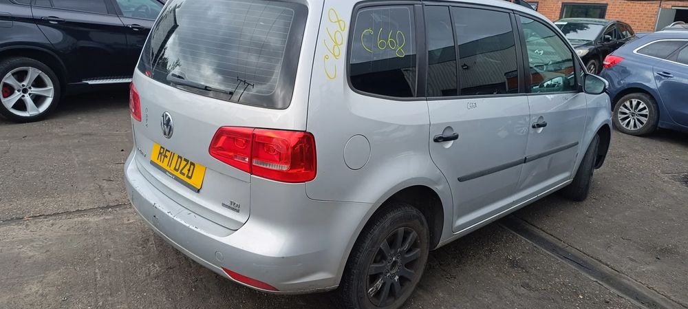Dezmembrez Volkswagen Touran (1T3) [Fabr 2010-2015]