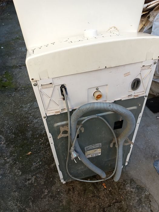 Mașina de spălat Indesit AWE 6514 DEFECTA