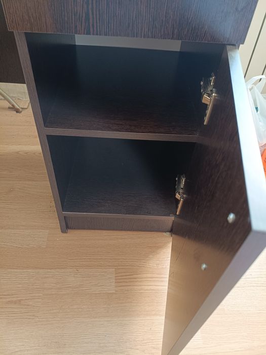 Продам  стол в хорошем состоянии