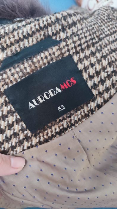 Продам верхнюю одежду