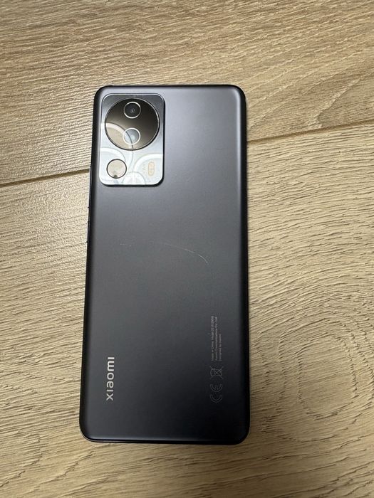 Xiaomi 13 Lite 8/128.