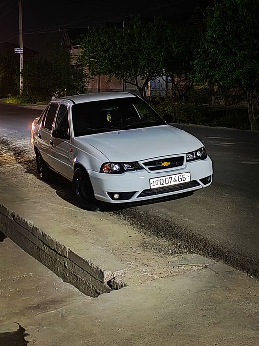 Nexia 2 1.6 dons KRASKA 2 ta kiriloda bor kapot petno 4ta diska balon