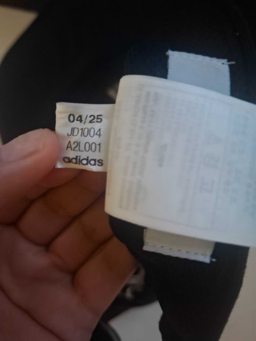 Продам бейсболку  adidas оригинал