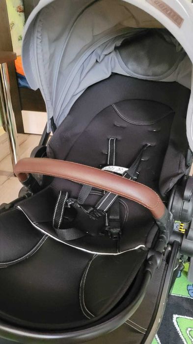 Продам прогулочную коляску Coballe