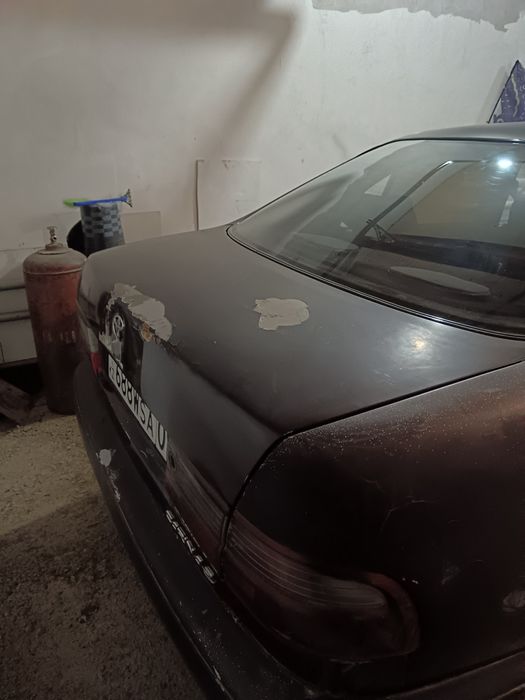 Тойота Карина е 92