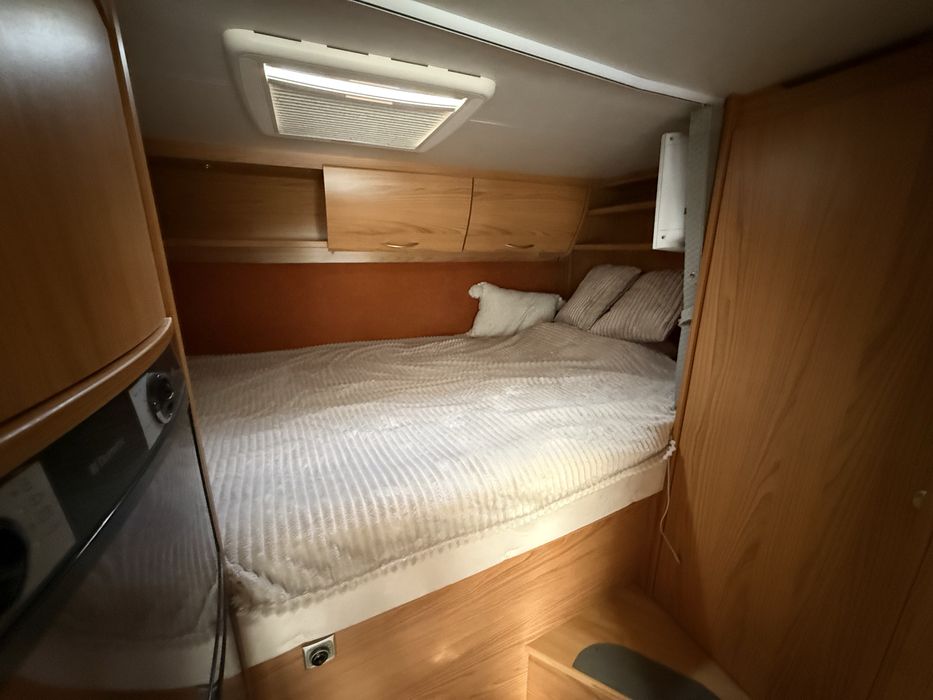 продавам кемпер Burstner Aviano автоматик