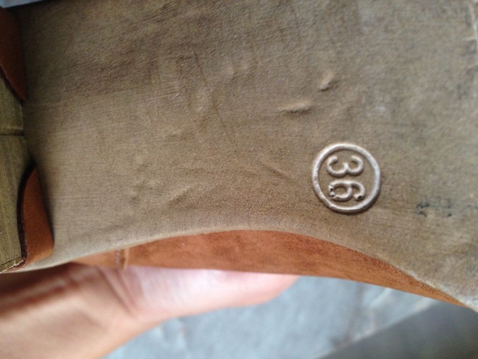 Дамски обувки на Индиго