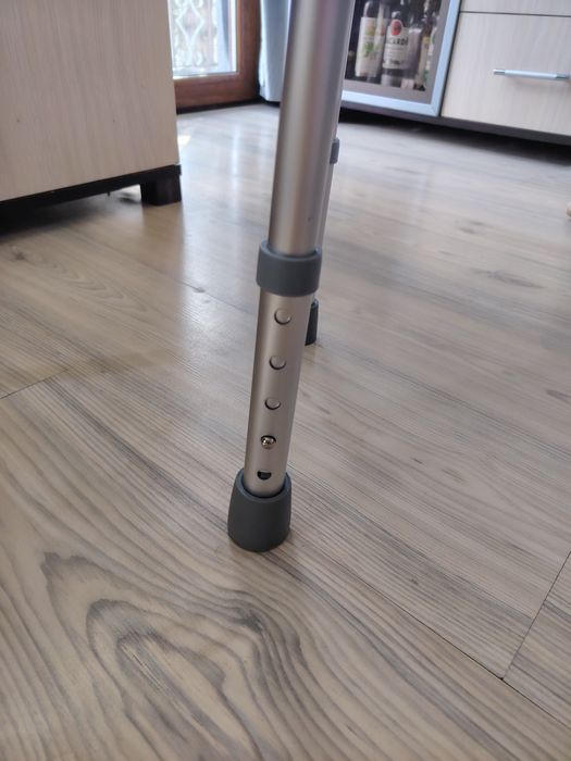 Надстройка за тоалетна за  Инвалиди