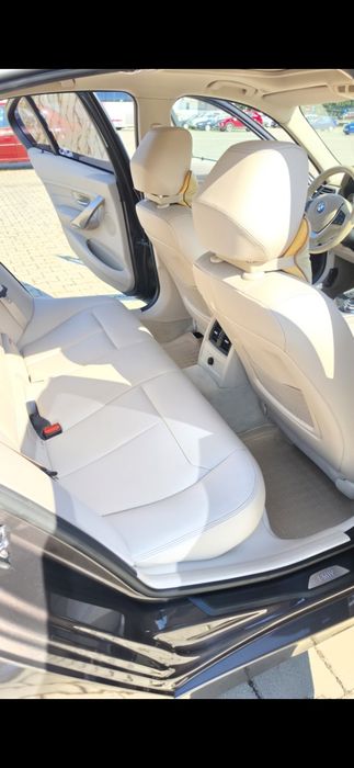 Vând BMW Seria 3 F30 Modern Line