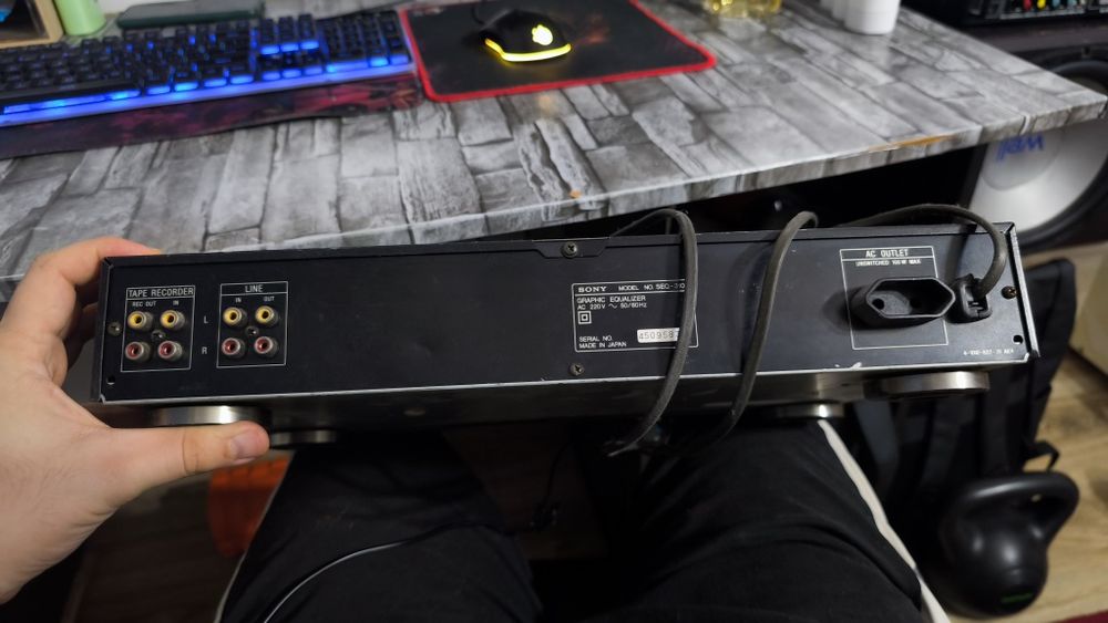 Egalizator Sony sec 310 made in Japan, boxe Eltax titanium sat