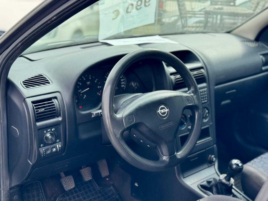 Opel Astra H 2001 1.6 benzina