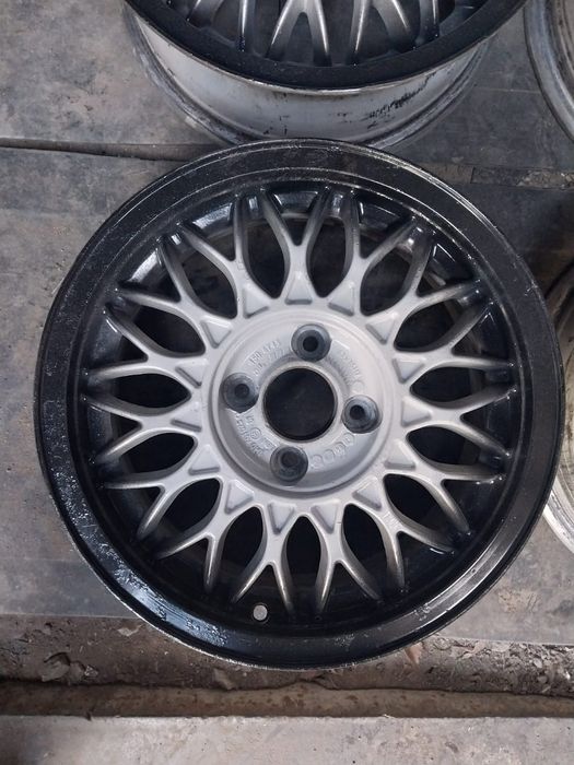 Диски R15 BBS. Два вареные. На Гольф 3