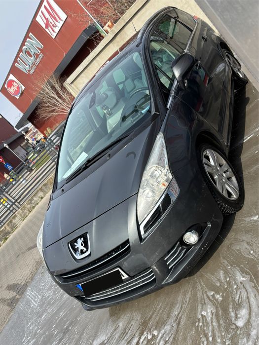 Peugeot 5008 automata 7 locuri