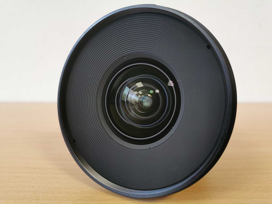 Irix 15mm f/2.4 Blackstone Edition обектив за Nikon фотоапарати