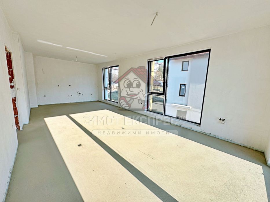 Продава се Двустаен апартамент в Асеновград - 80 кв.м за 1000 €/кв.м - Снимка #3