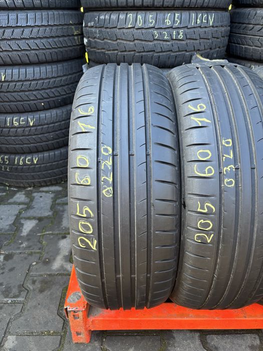 Anvelope Vara 205 60 16 Dunlop Sport BluResponse 205 60 16 R16