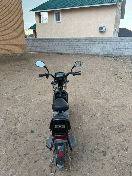 Продам электро скутер sk8