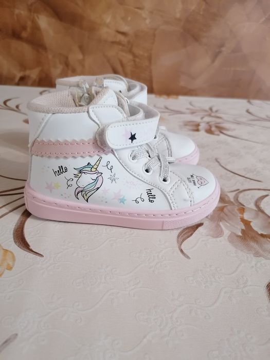 Детски високи кецове