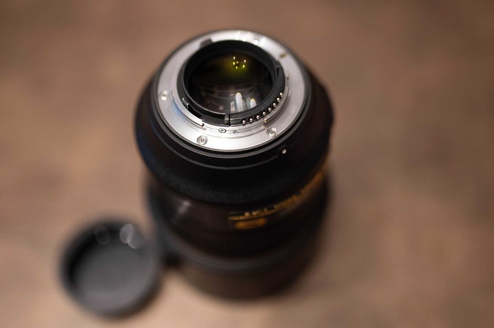 Obiectiv fix Portret Nikon 85mm f/1.4 G