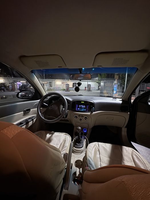 HYUNDAI Accent 2008 — imagine 5