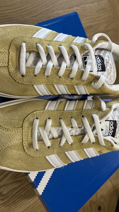 Adidas gazelle обувки