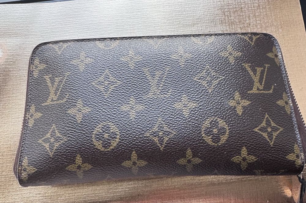 Louis Vuitton Wallet Monogram Canvas