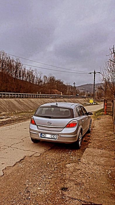 OPEL Astra 2004 — imagine 4