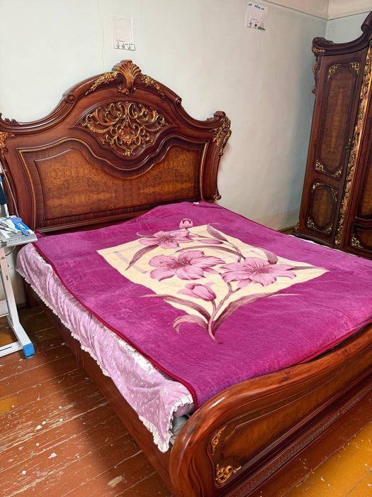 Дубайский гарнитур сотилади