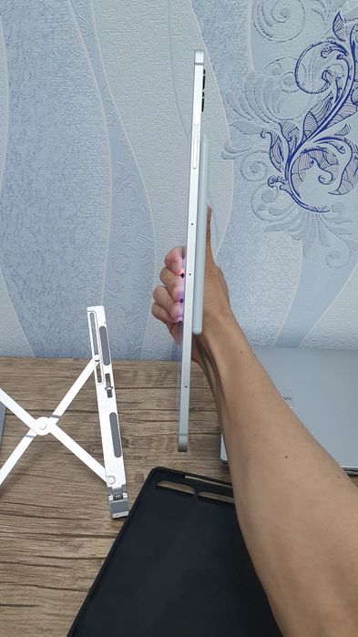 Samsung Tab S9 FE plus 8/128