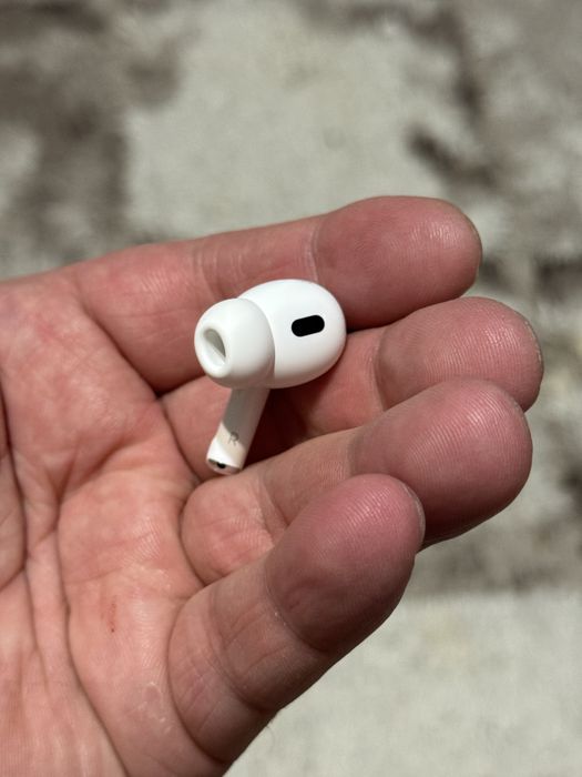 Правое ухо Airpods 2 pro