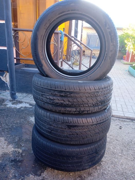 Продам резину летнию