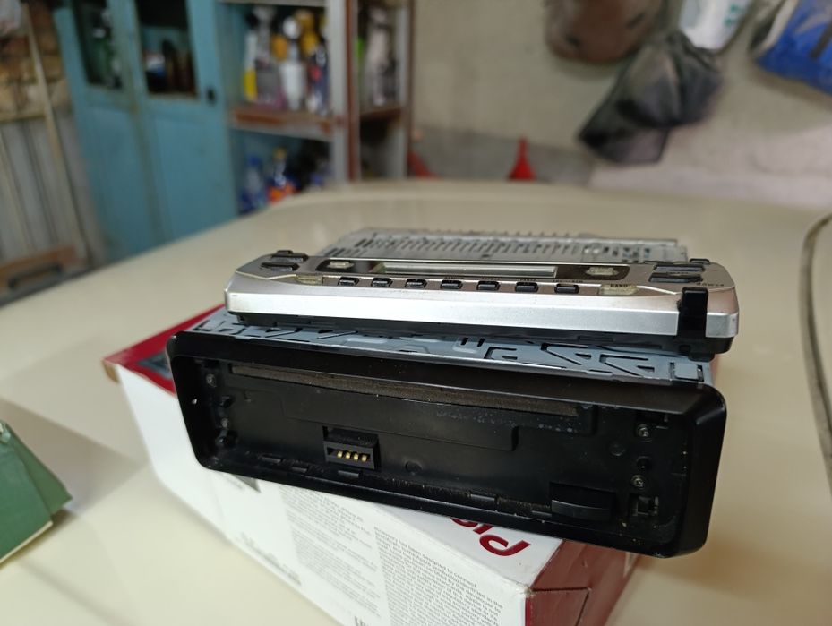 Автомагнитола пионер