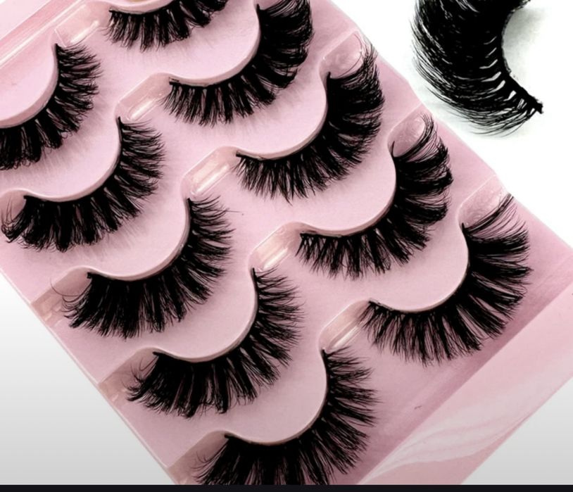 Накладные ресницы норковые