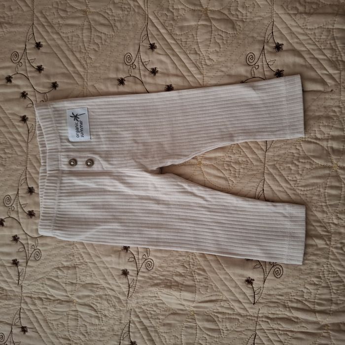 Чисто нови панталони за момче