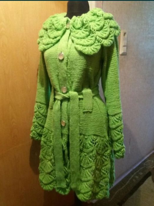 Кардиган вязаный