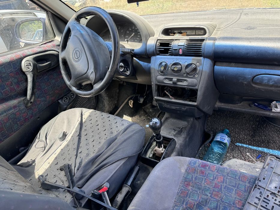 Opel Corsa 1.4i 16v 90hp 1998г На Части