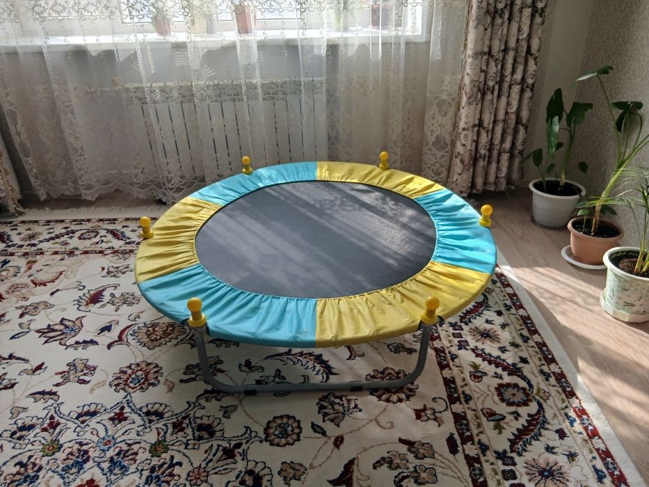 Батут для детей,в отличном состоянии