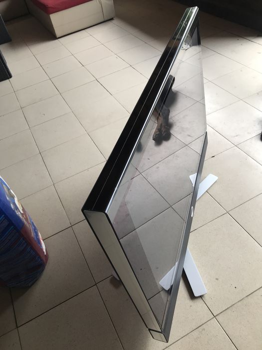 Televizor LOEWE Individual 40 selection Full-HD + DR