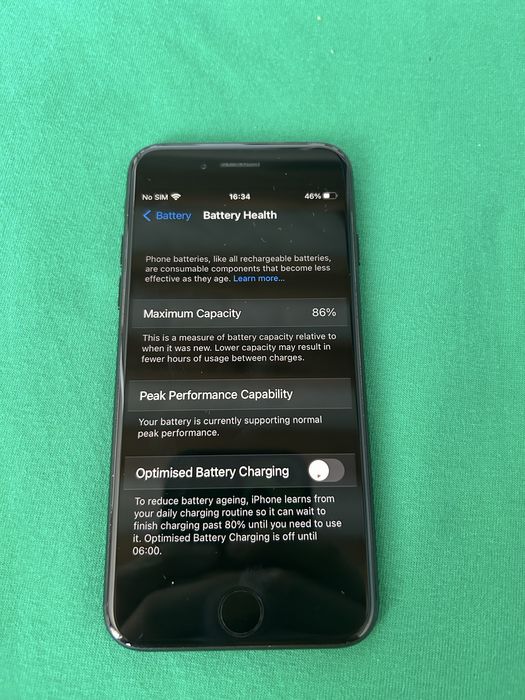 Vand iphone 7 astept msj