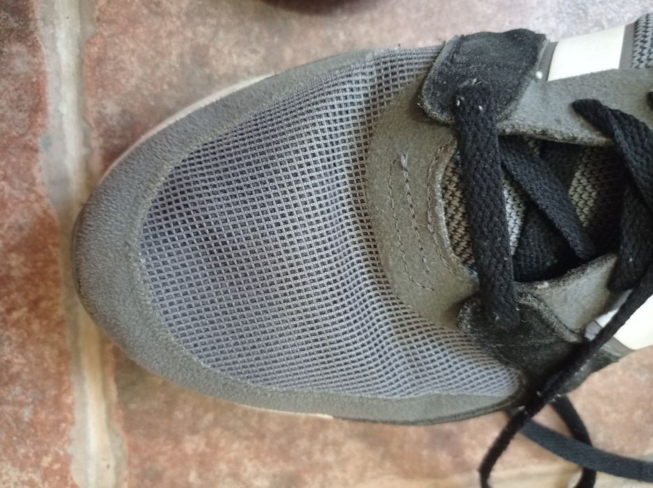 Adidas маратонки