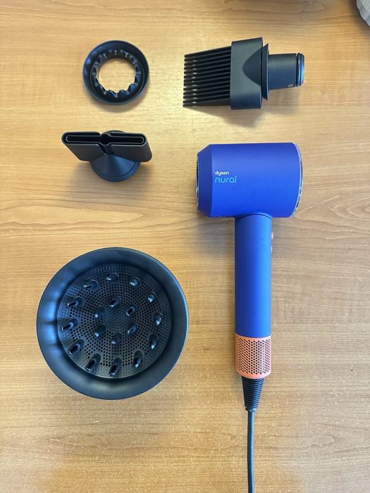 Uscator de par Dyson Supersonic Nural