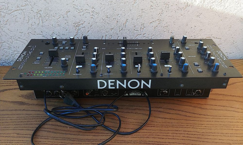 Denon  DN-X400 mixer consola mixaj pt. DJ 4 canale  Sony Pioneer Traktor Allen & Heath Formula Sound