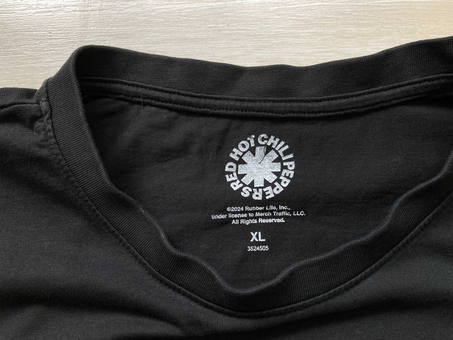 Red Hot Chili Peppers Official Merch мъжка тениска размер XL