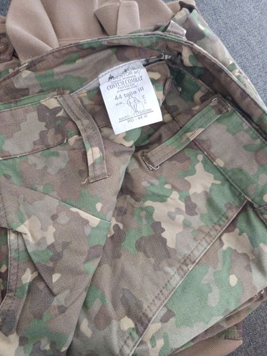Set haine camuflaj+complet ploaie camuflaj