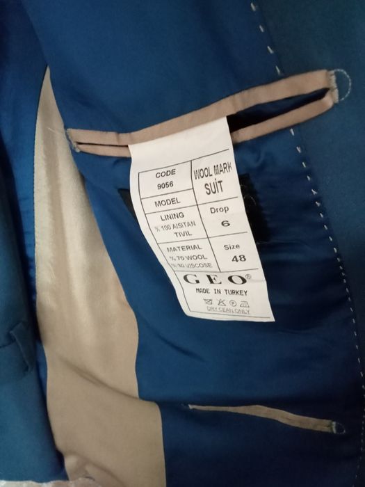 Кастюм двойка срочно