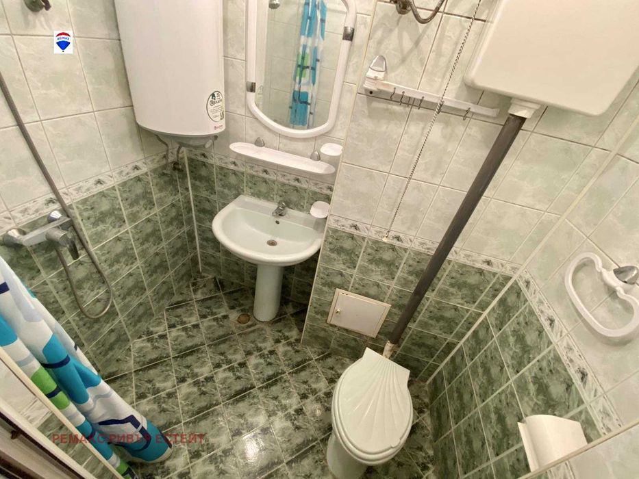 Продава се Двустаен апартамент в Русе, Дружба 3 - 60 кв.м за 1232 €/кв.м - Снимка #12